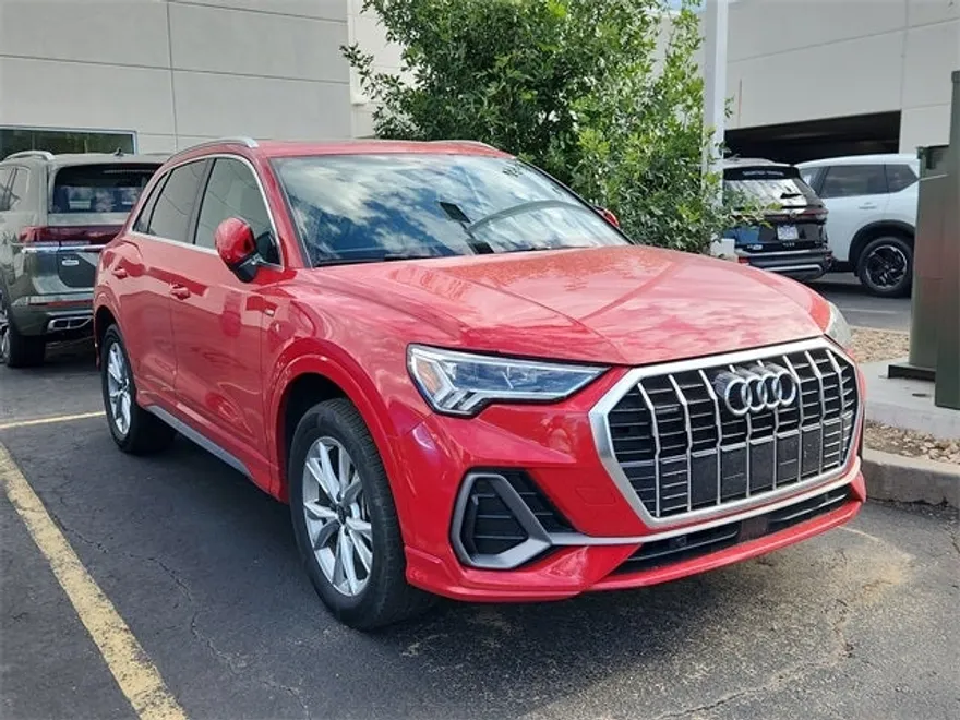 2024 Audi Q3 Premium S line photo 1