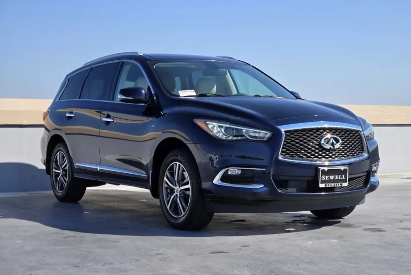 2017 Infiniti QX60 photo 1