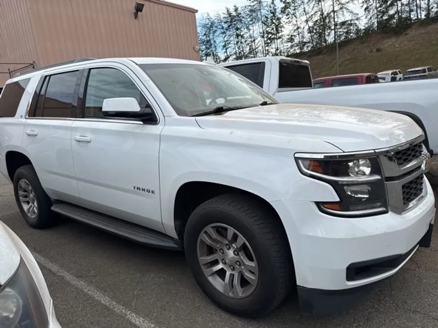 2018 Chevrolet Tahoe LT photo 1