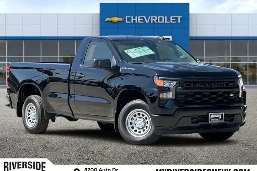 2025 Chevrolet Silverado 1500 photo 1