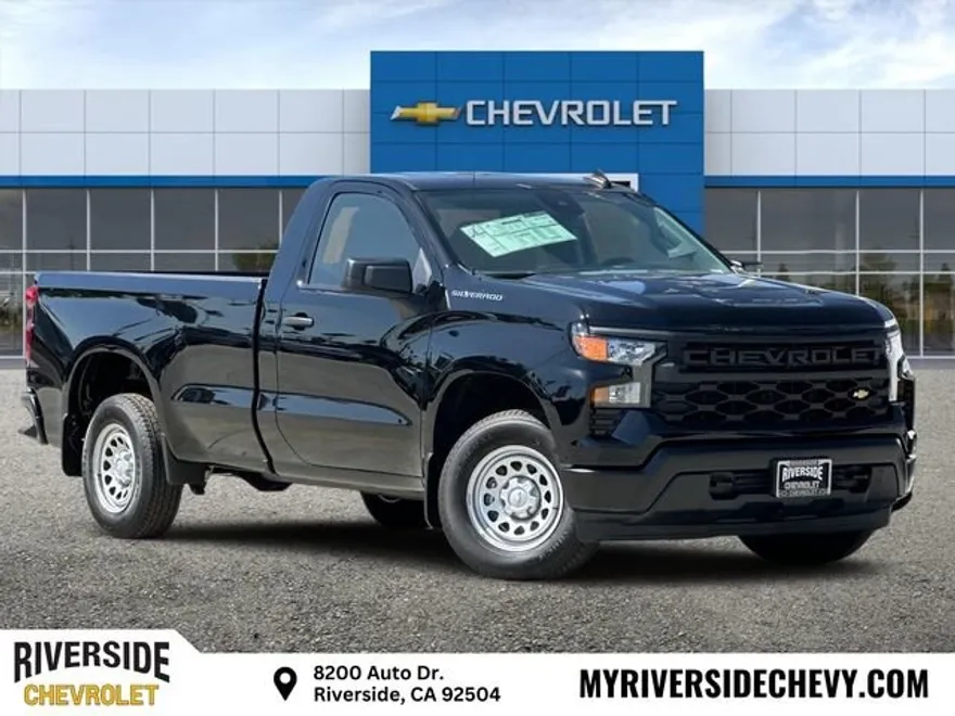 2025 Chevrolet Silverado 1500 photo 1