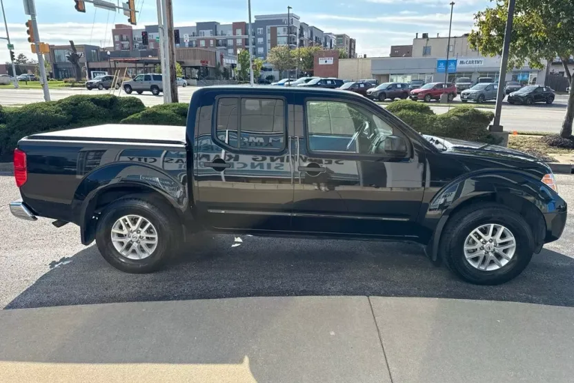 2019 Nissan Frontier SV photo 1