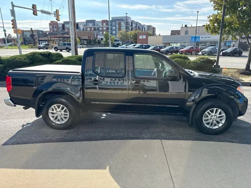 2019 Nissan Frontier SV photo 1