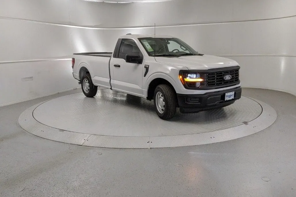 2025 Ford F-150 XL photo 1