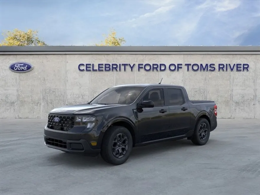 2025 Ford Maverick XLT photo 1