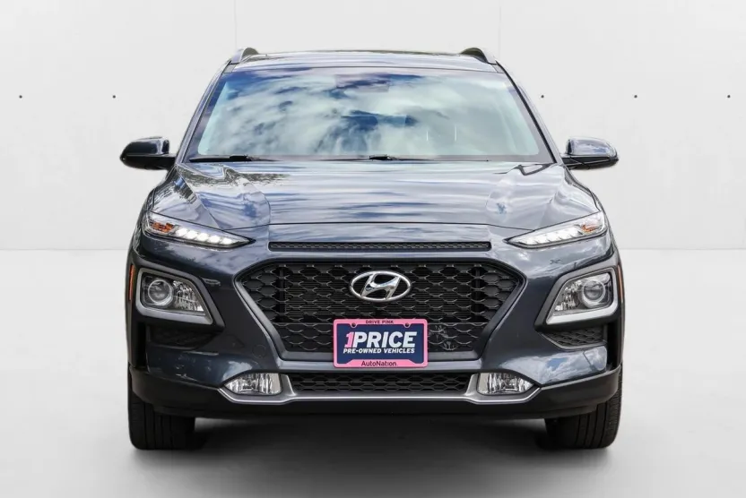 2020 Hyundai Kona SEL Plus photo 1