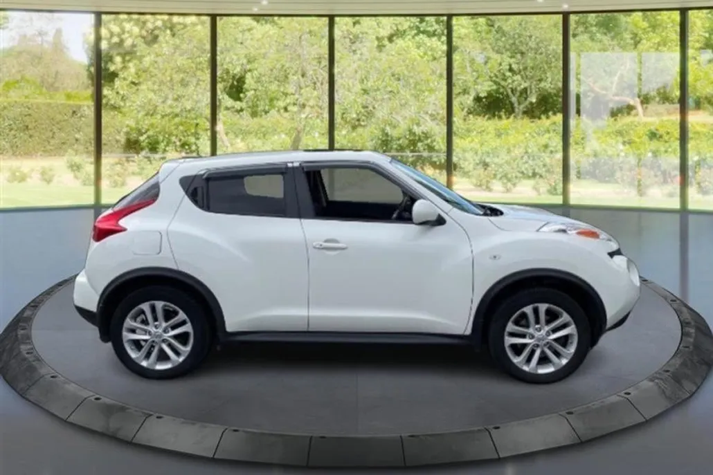 2014 Nissan Juke SL photo 1