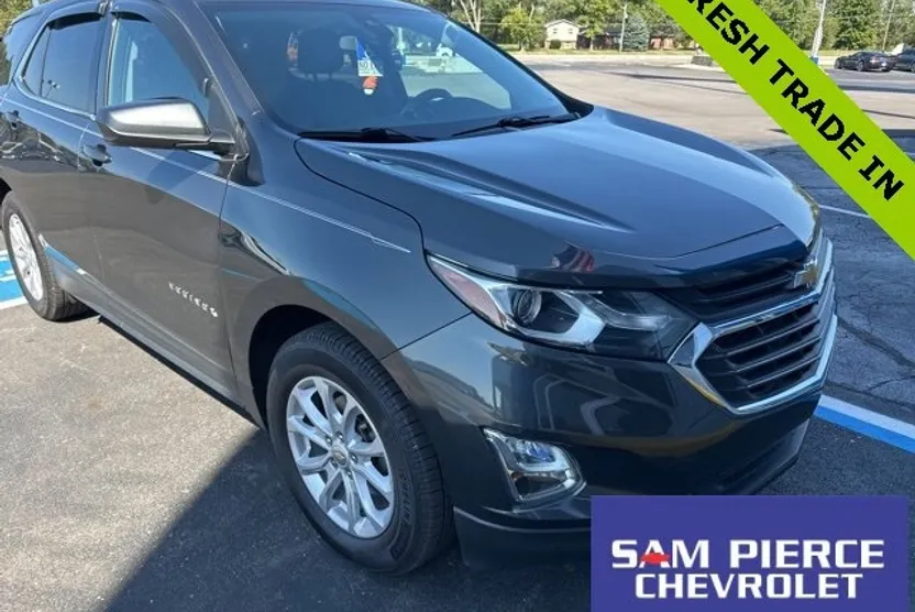 2020 Chevrolet Equinox LT photo 1