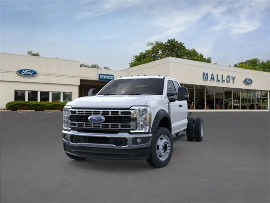 2025 Ford F-450 photo 1