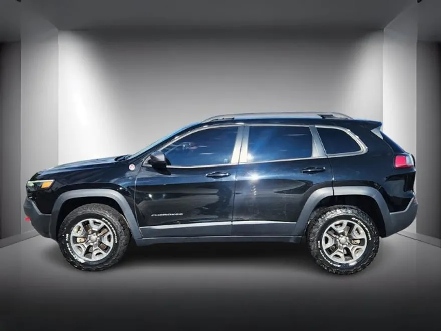 2019 Jeep Cherokee Trailhawk photo 1