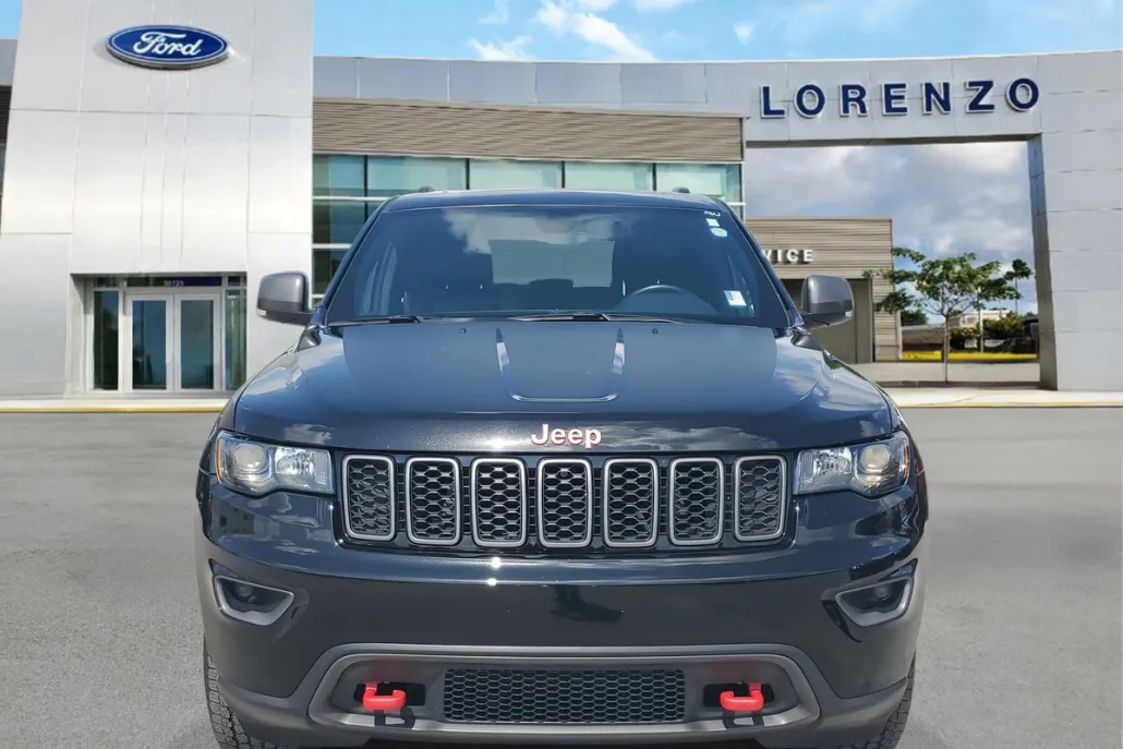 2021 Jeep Grand Cherokee Trailhawk photo 1