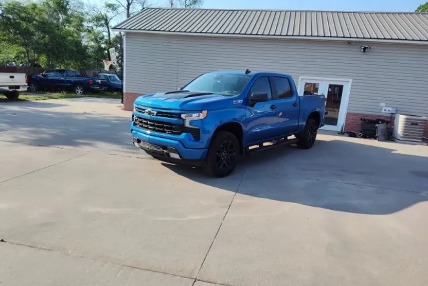 2022 Chevrolet Silverado 1500 LT Trail Boss photo 1