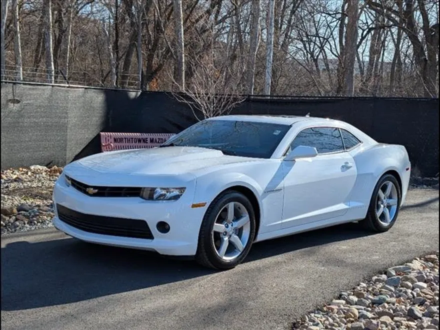 2015 Chevrolet Camaro 2LT photo 1