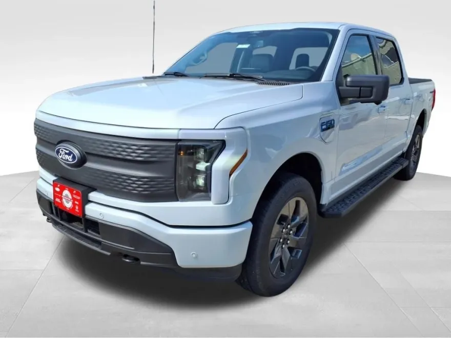 2025 Ford F-150 Lightning photo 1