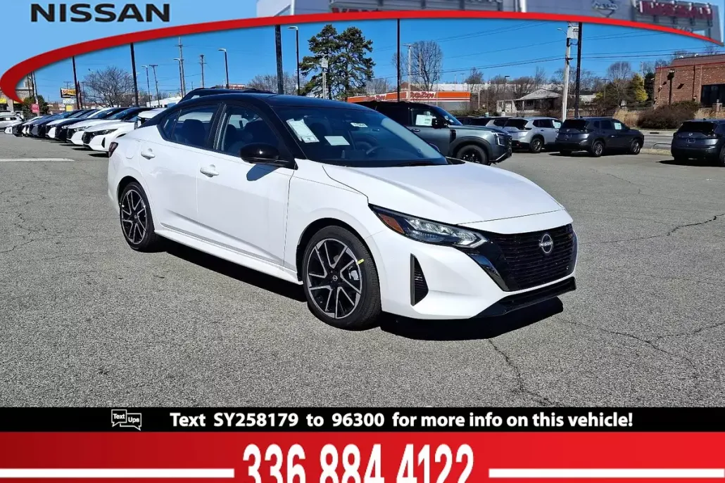 2025 Nissan Sentra SR photo 1