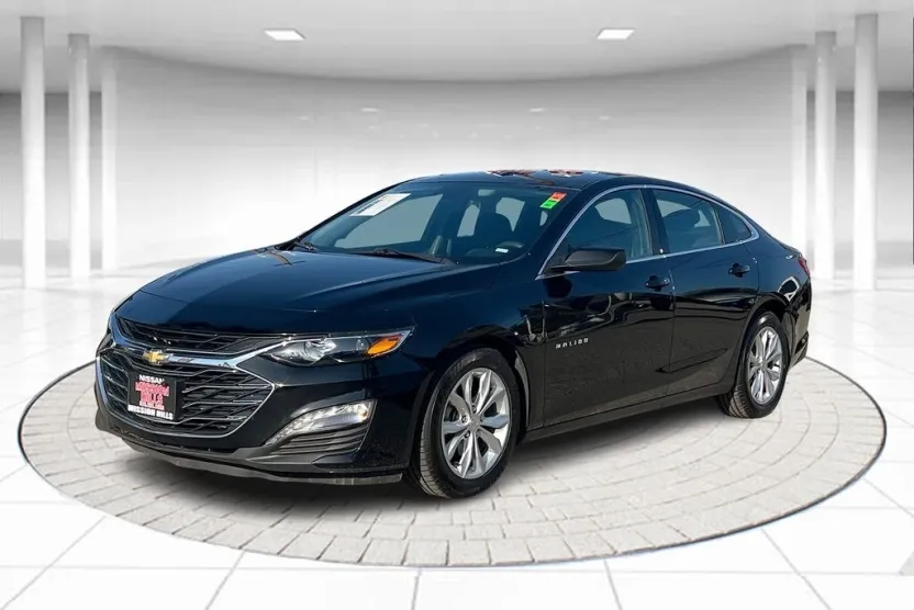 2023 Chevrolet Malibu 1LT photo 1