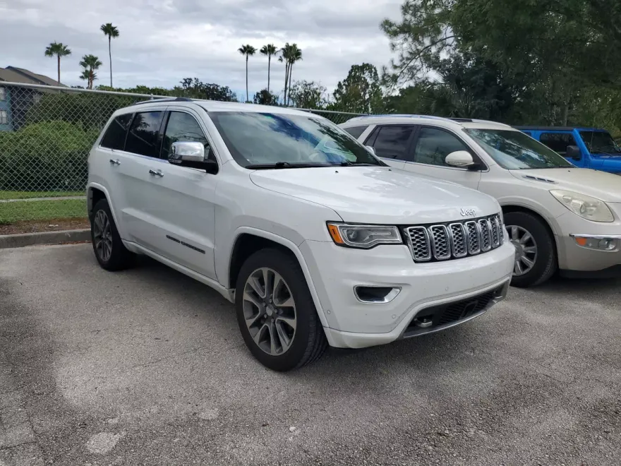 2018 Jeep Grand Cherokee Overland photo 1