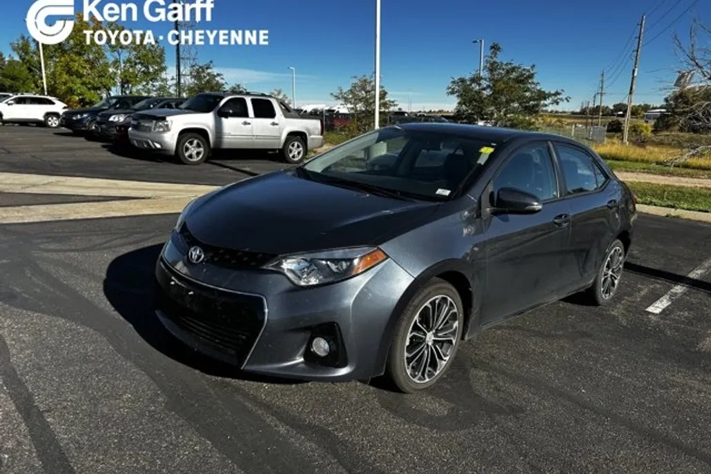 2016 Toyota Corolla L photo 1