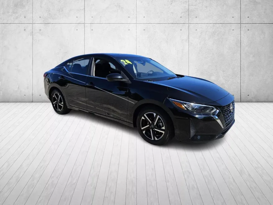 2024 Nissan Sentra SV photo 1