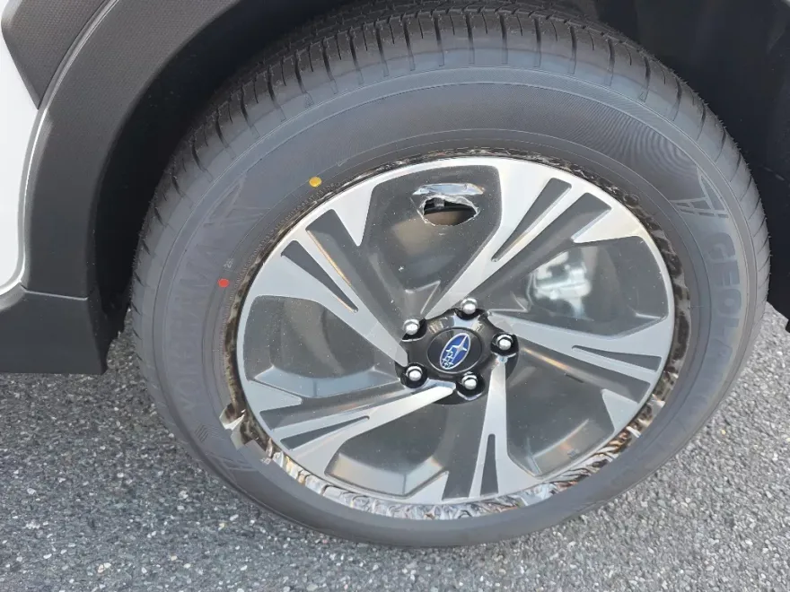 2025 Subaru Crosstrek Premium photo 1