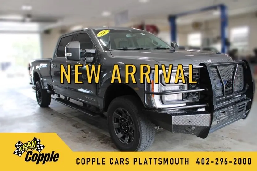 2023 Ford F-350 Lariat photo 1