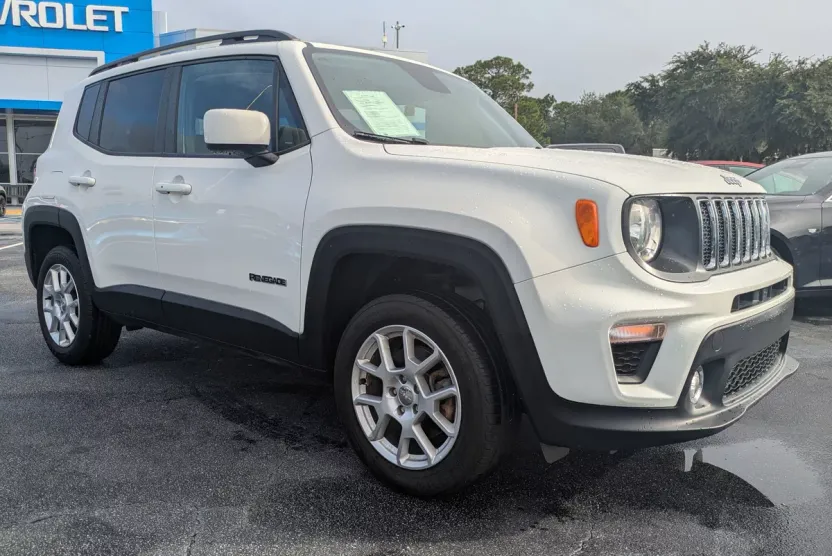 2019 Jeep Renegade Latitude photo 1