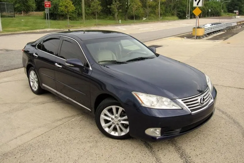 2012 Lexus ES 350 Ultra Luxury photo 1