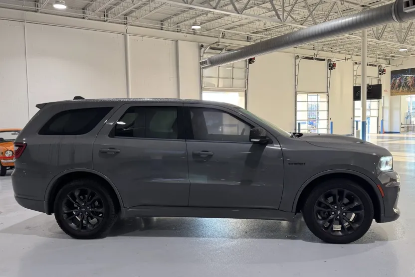 2022 Dodge Durango R/T photo 1