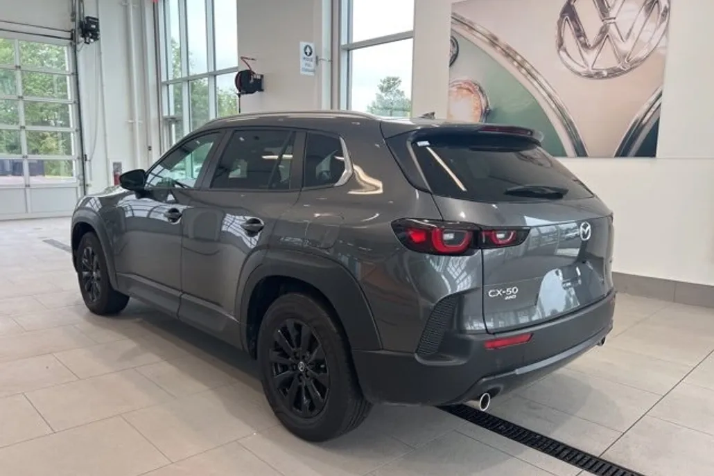 2025 Mazda CX-50 2.5 S Premium photo 1