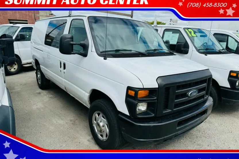 2008 Ford E-250 photo 1