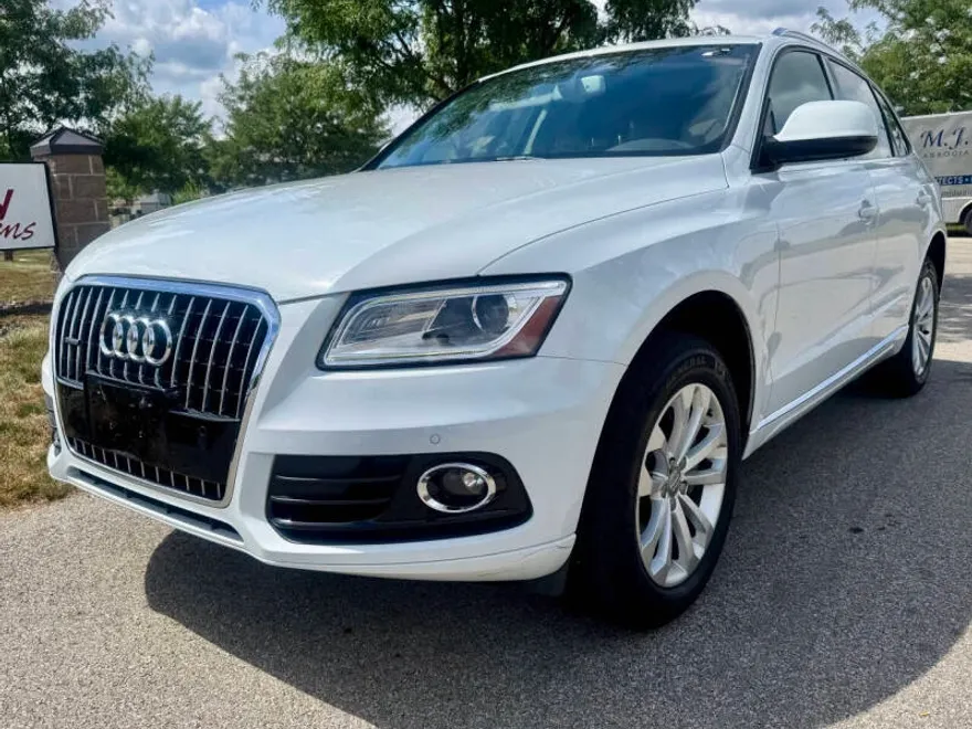 2013 Audi Q5 2.0T Premium Plus photo 1