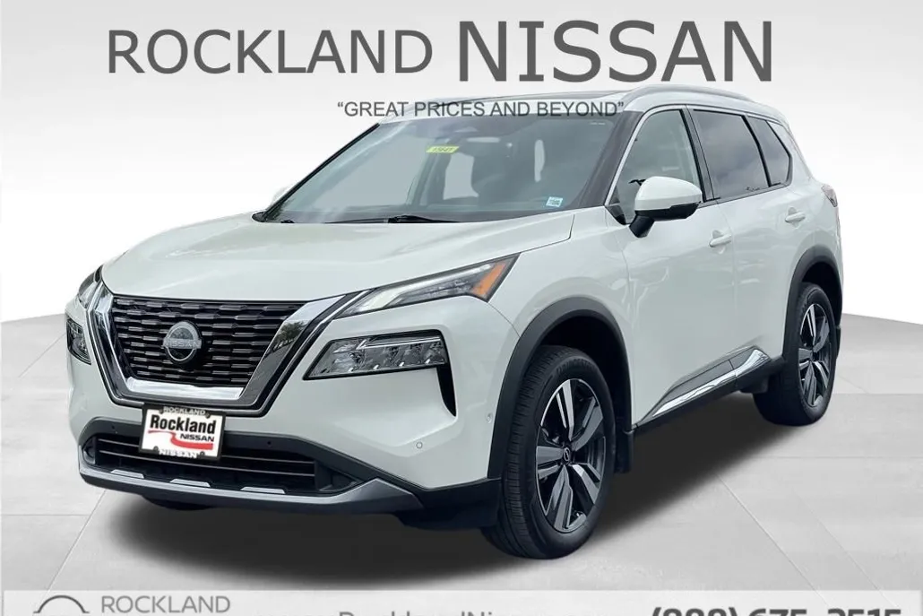 2023 Nissan Rogue SL photo 1