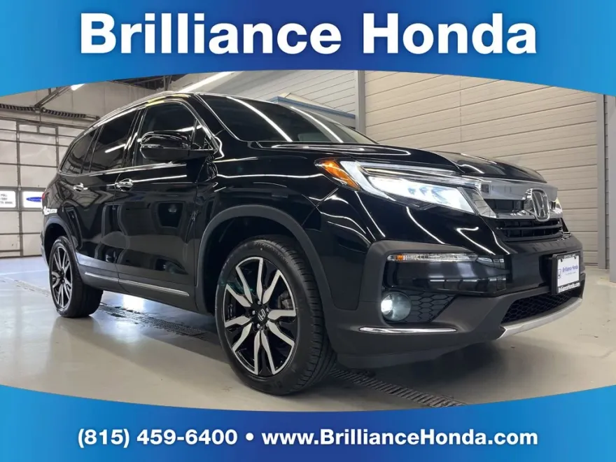 2022 Honda Pilot Touring photo 1