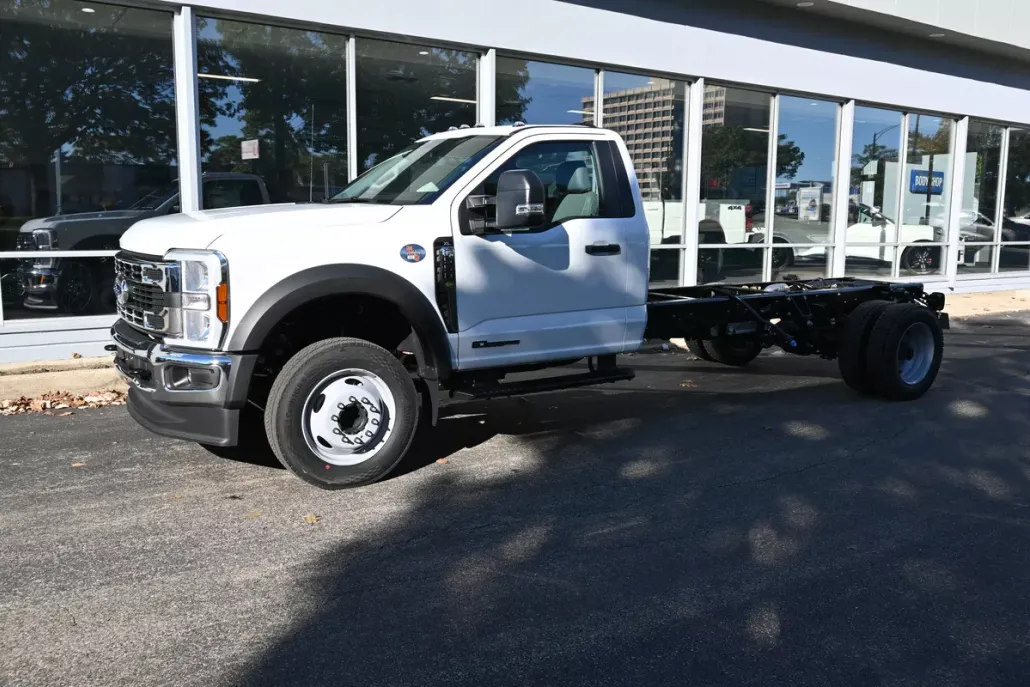 2026 Ford F-550 XL photo 1