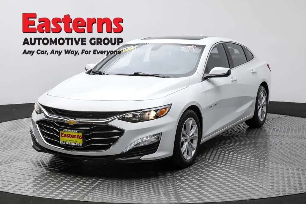 2022 Chevrolet Malibu 1LT photo 1