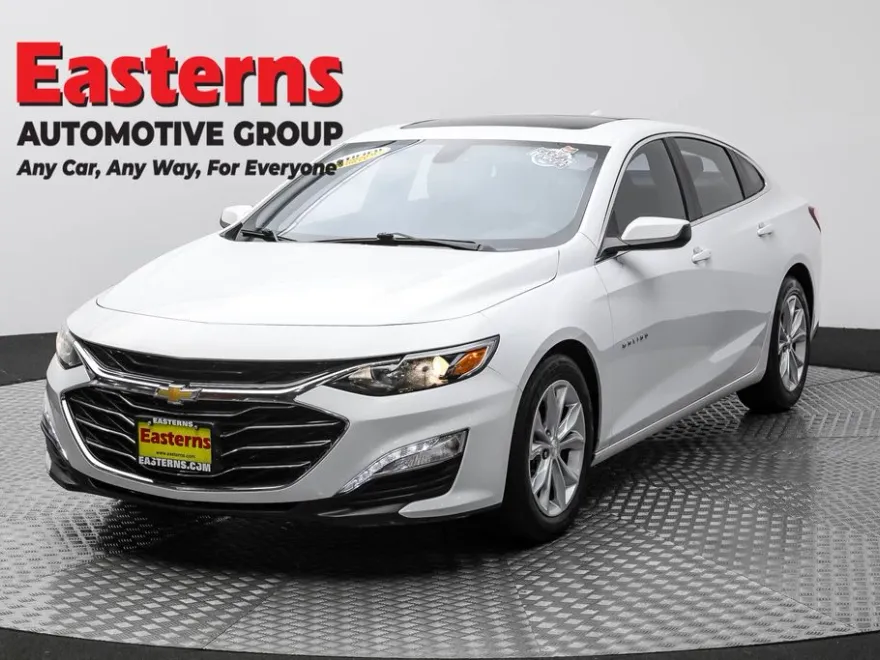 2022 Chevrolet Malibu 1LT photo 1
