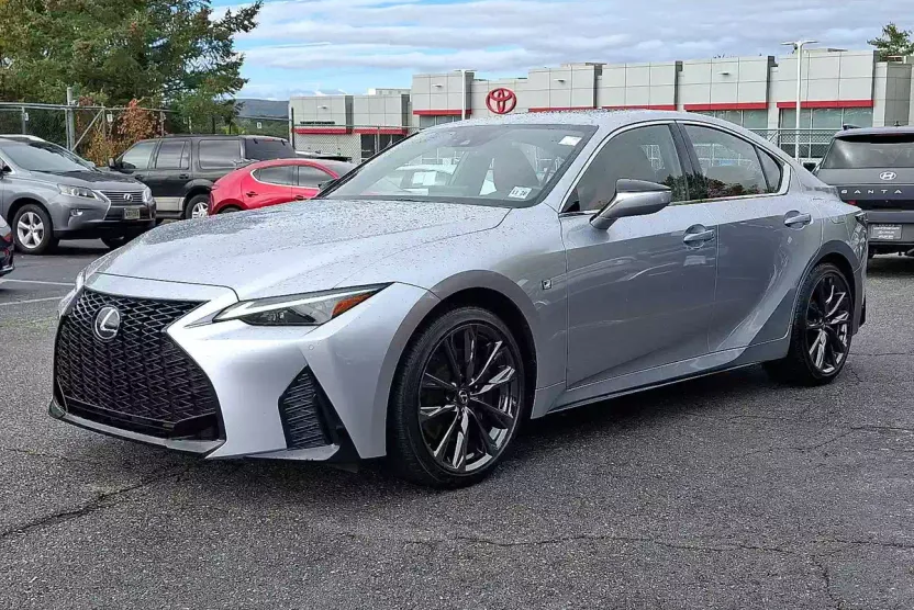 2023 Lexus IS F SPORT photo 1