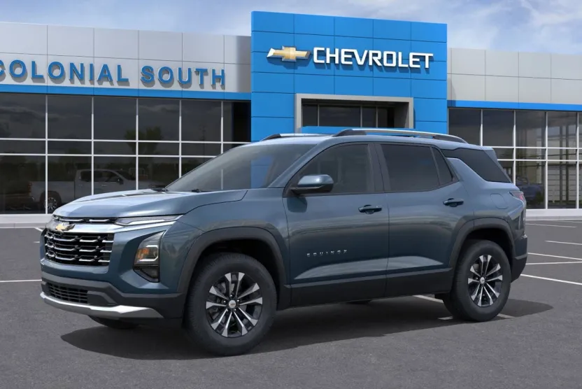 2026 Chevrolet Equinox LT photo 1