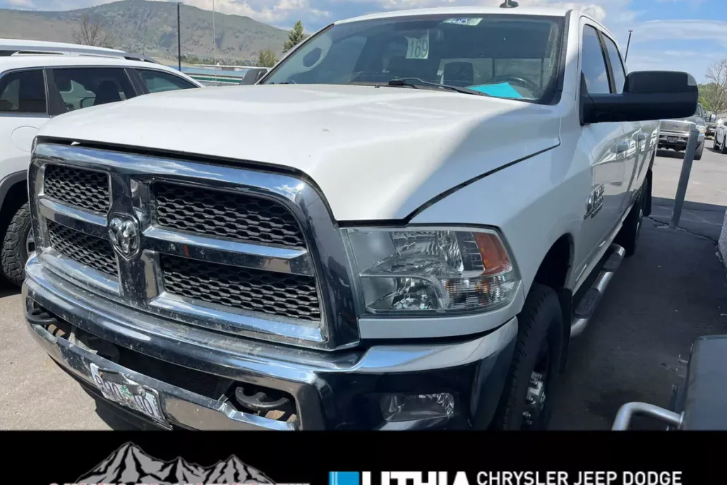 2014 Ram 3500 SLT photo 1