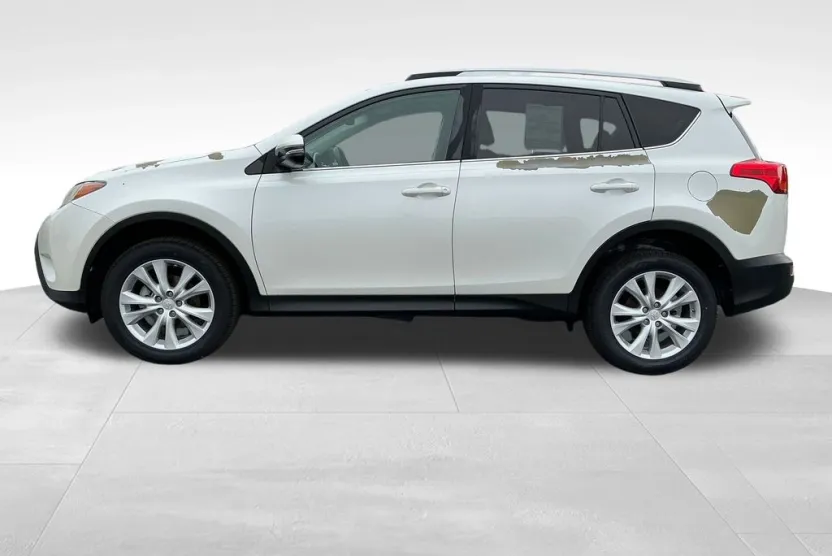 2013 Toyota RAV4 Limited photo 1