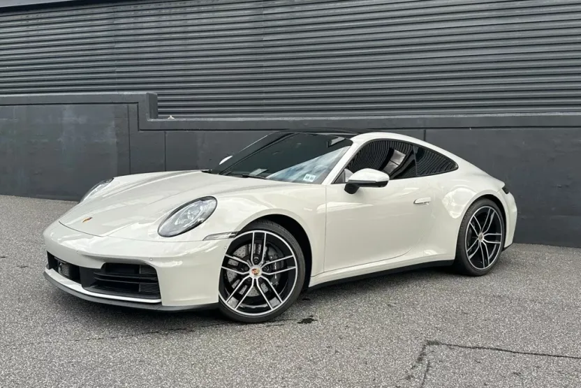 2025 Porsche 911 photo 1
