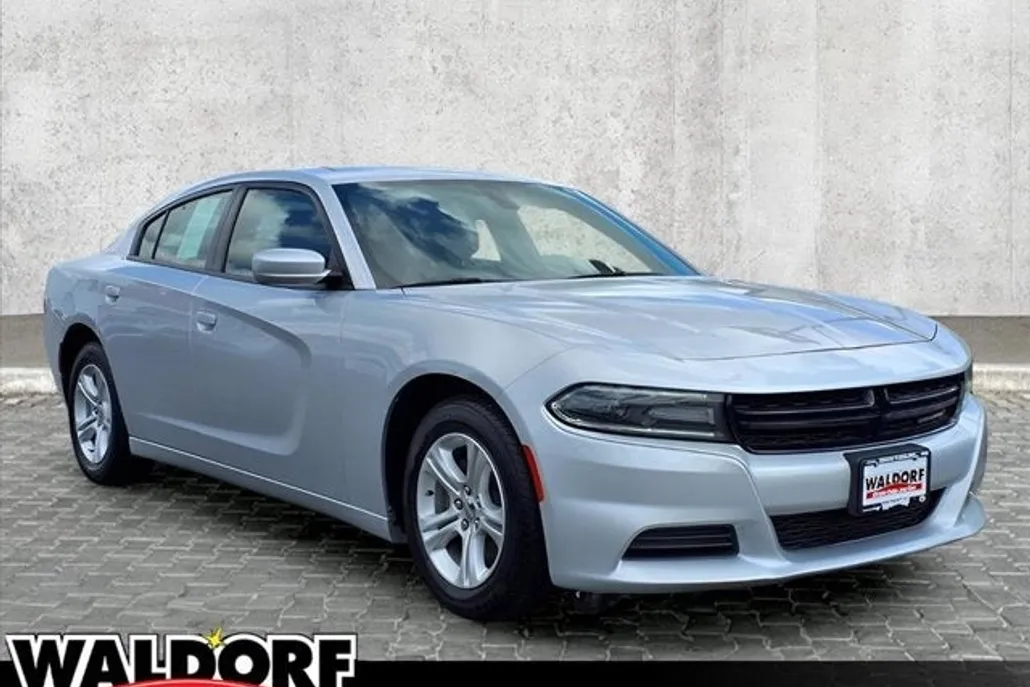 2021 Dodge Charger SXT photo 1