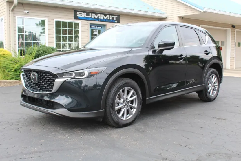 2022 Mazda CX-5 2.5 Select photo 1
