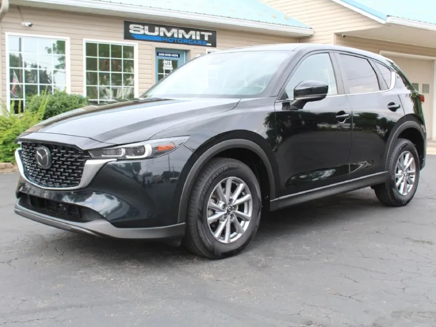 2022 Mazda CX-5 2.5 Select photo 1