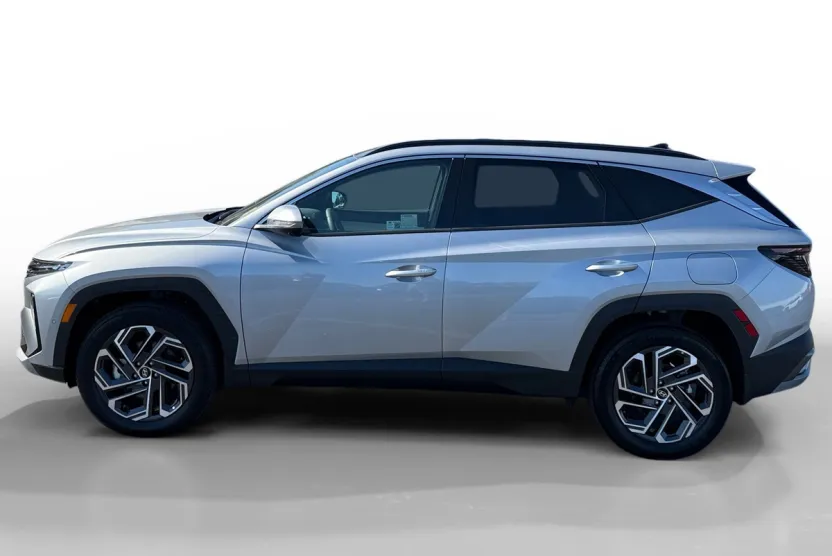 2025 Hyundai Tucson Hybrid Limited photo 1