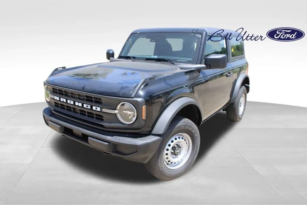 2025 Ford Bronco Base photo 1