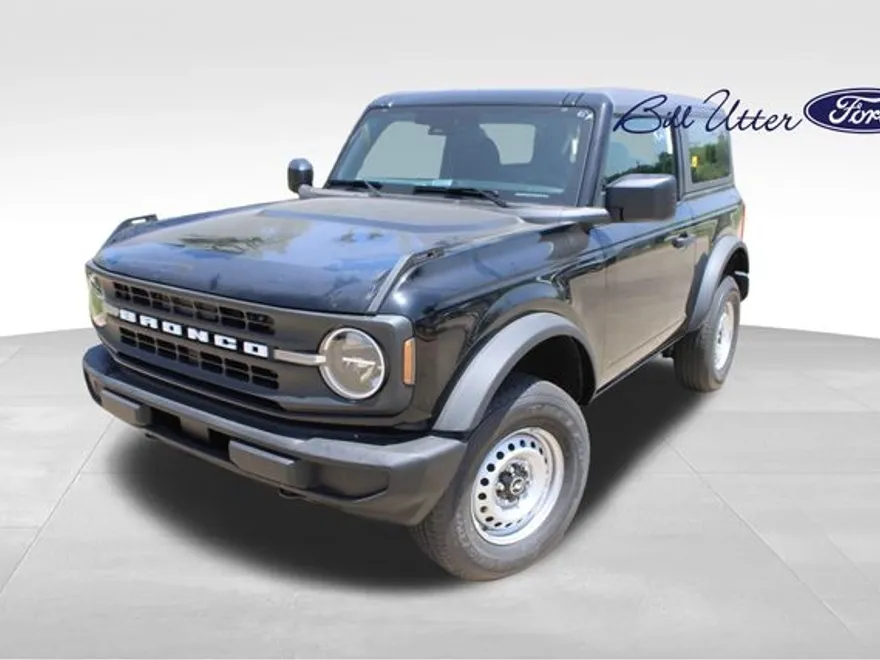 2025 Ford Bronco Base photo 1
