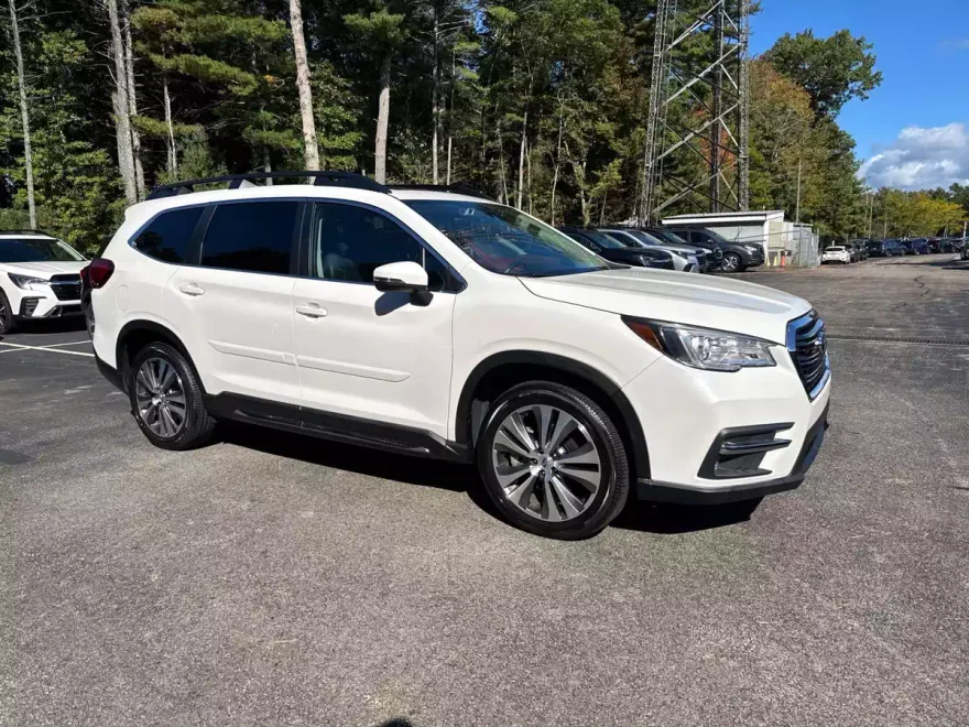 2021 Subaru Ascent Limited photo 1