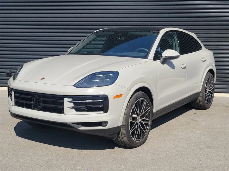 2025 Porsche Cayenne Coupe Base photo 1