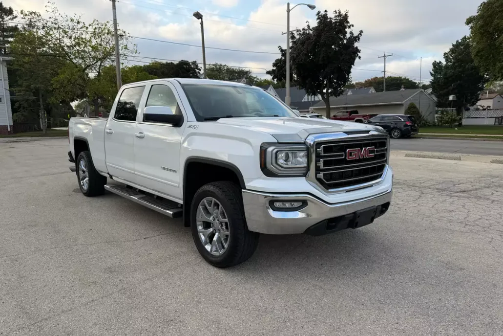 2016 Gmc Sierra 1500 SLE photo 1